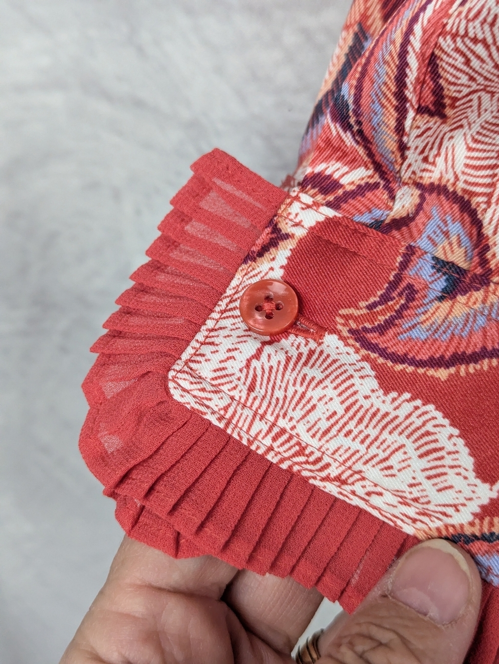 Chico's Floral Paisley Button Down Blouse Pleated Cuff Orange Multi Sz 1(8-10) - Picture 7 of 11